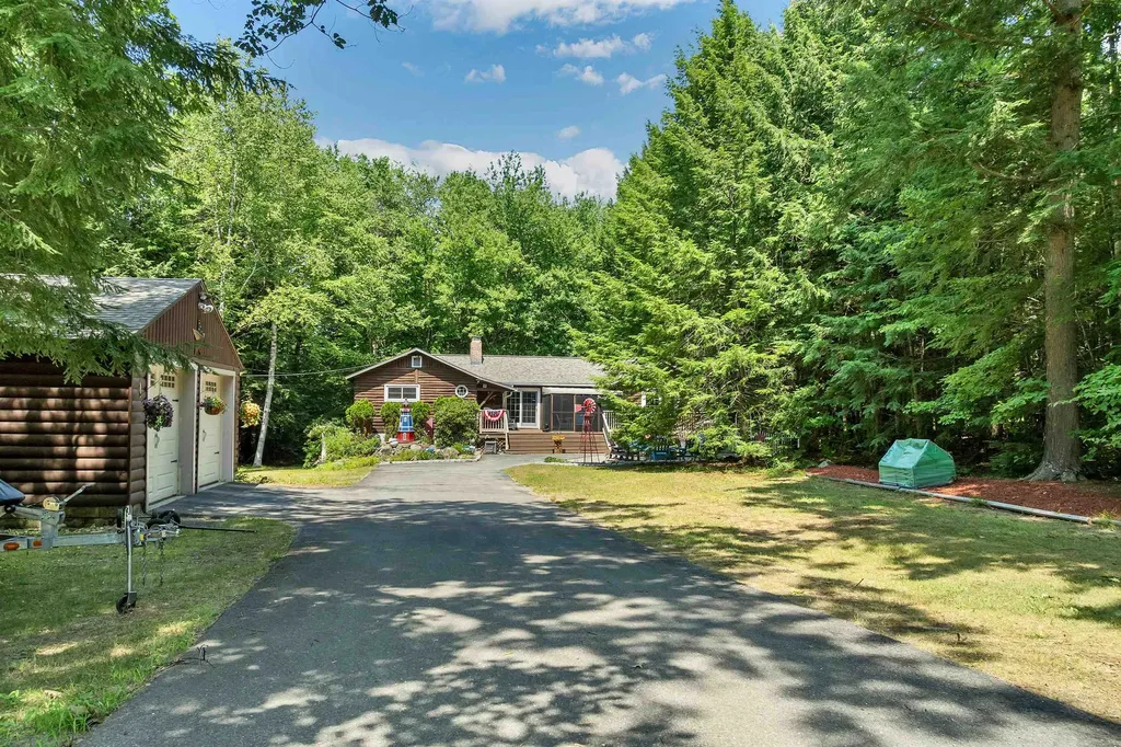194 States Landing Road Moultonborough NH 03254
