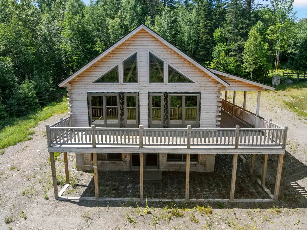 986 Fish Pond Road Columbia NH 03576
