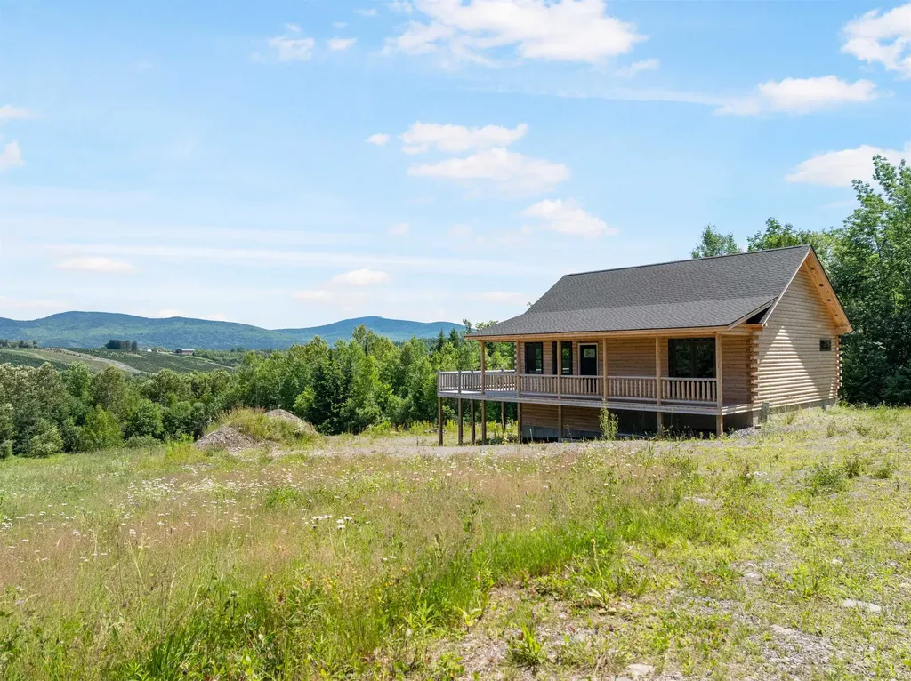 986 Fish Pond Road Columbia NH 03576