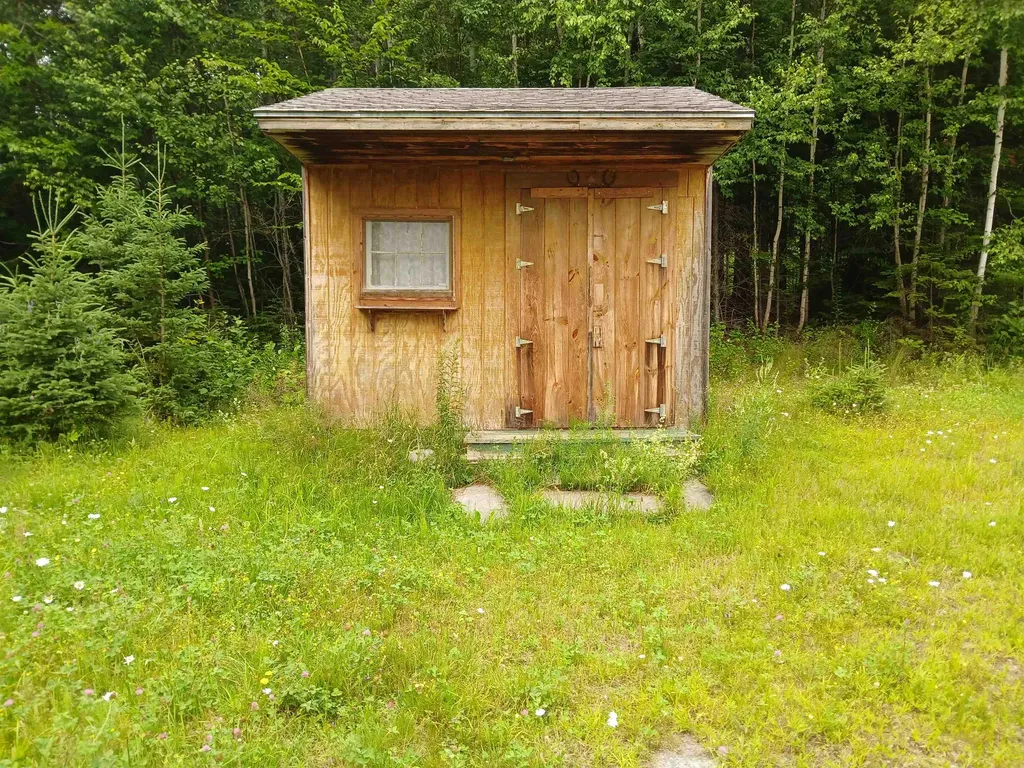 986 Fish Pond Road Columbia NH 03576