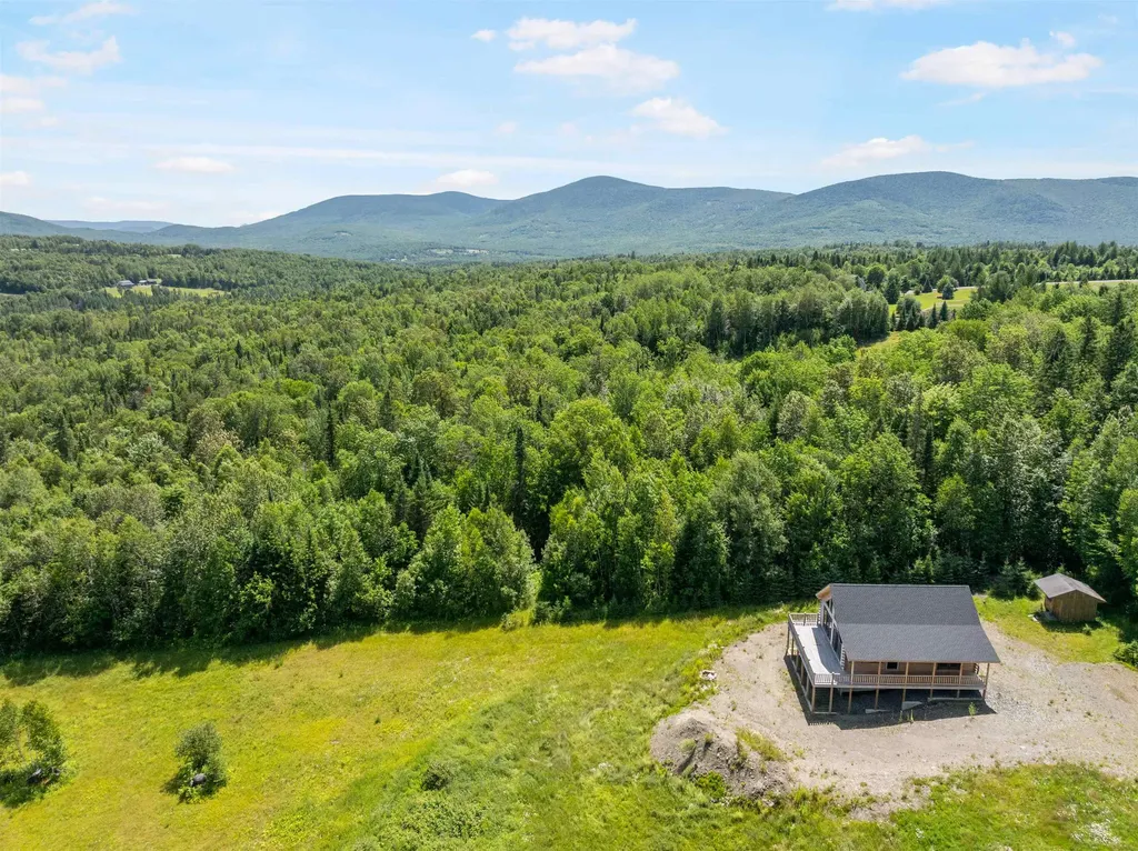 986 Fish Pond Road Columbia NH 03576
