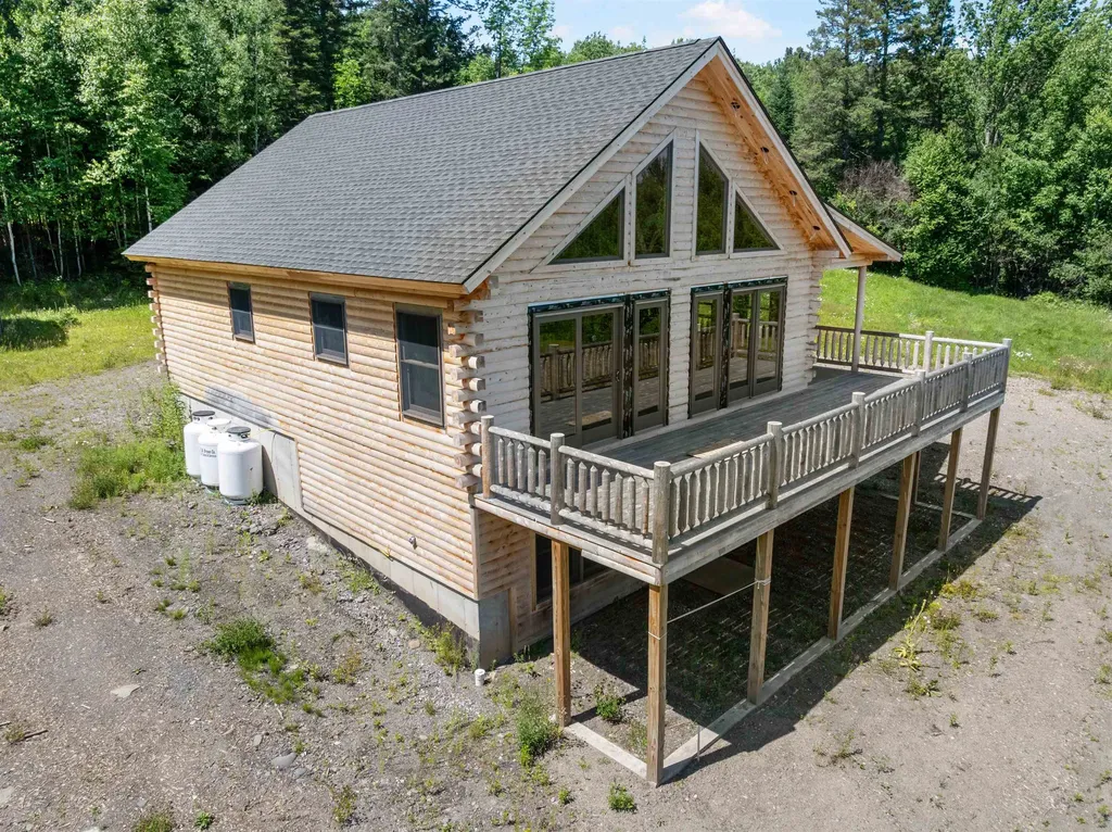 986 Fish Pond Road Columbia NH 03576