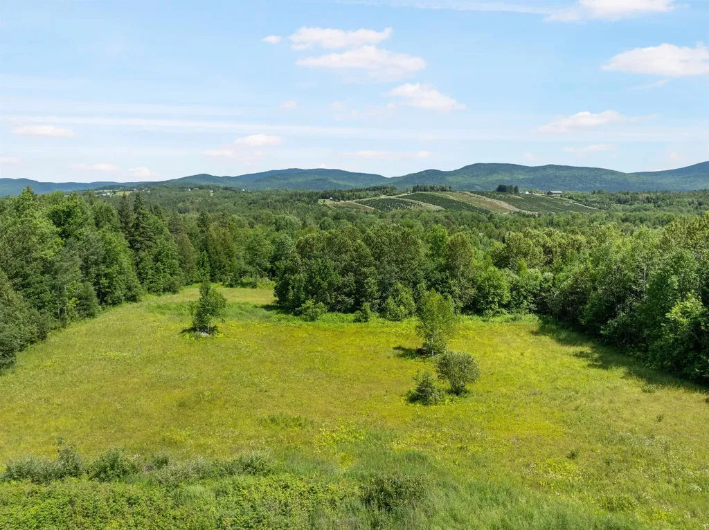 986 Fish Pond Road Columbia NH 03576