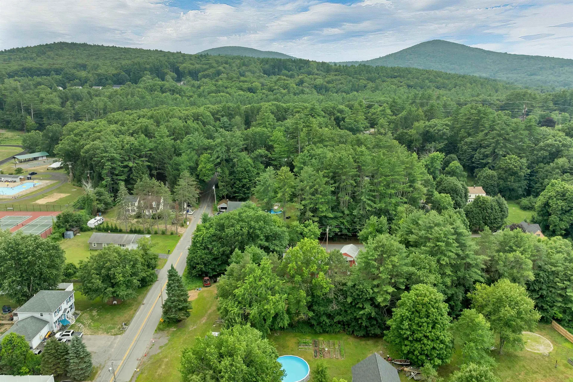 4 Highland Avenue Goffstown NH 03045