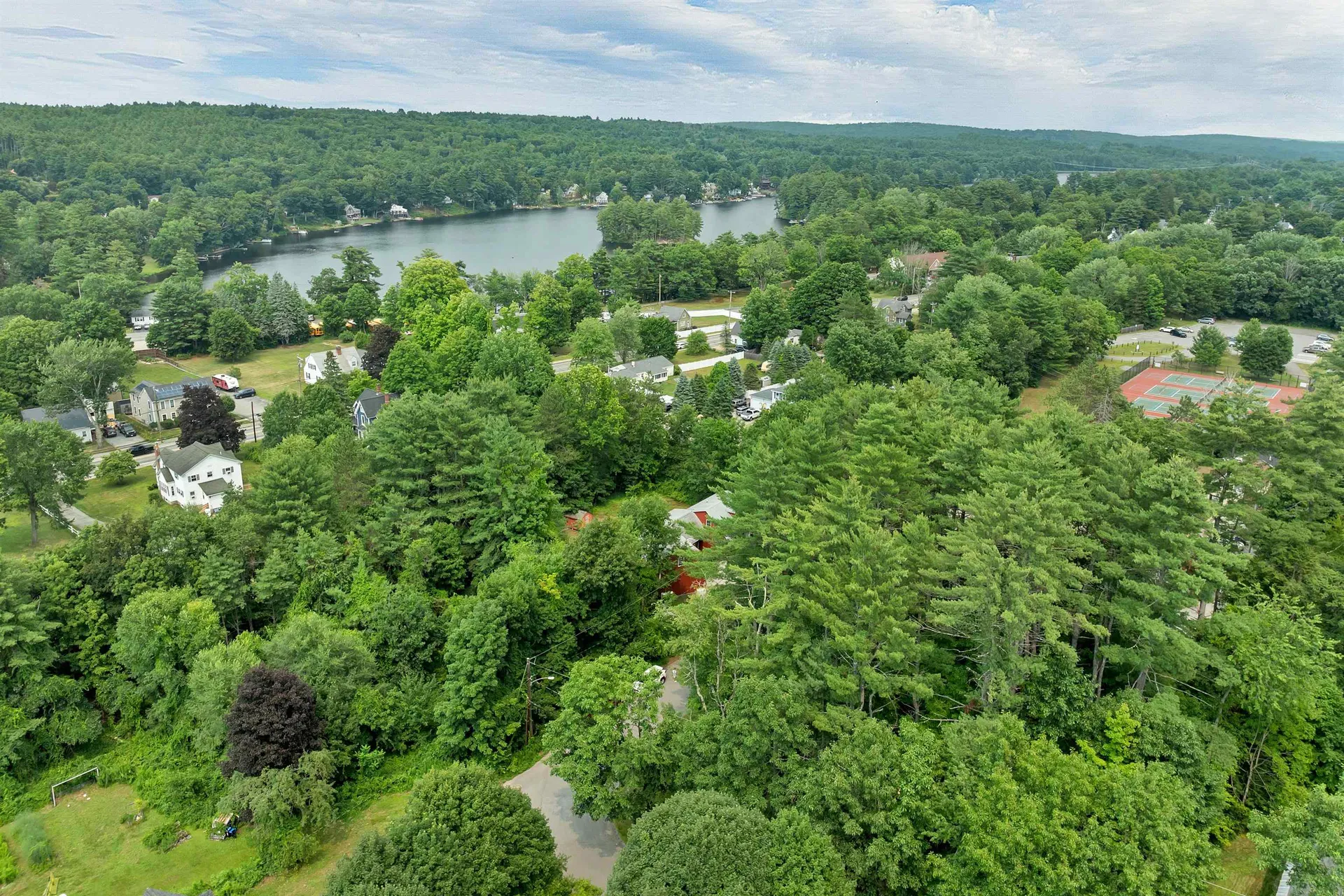 4 Highland Avenue Goffstown NH 03045