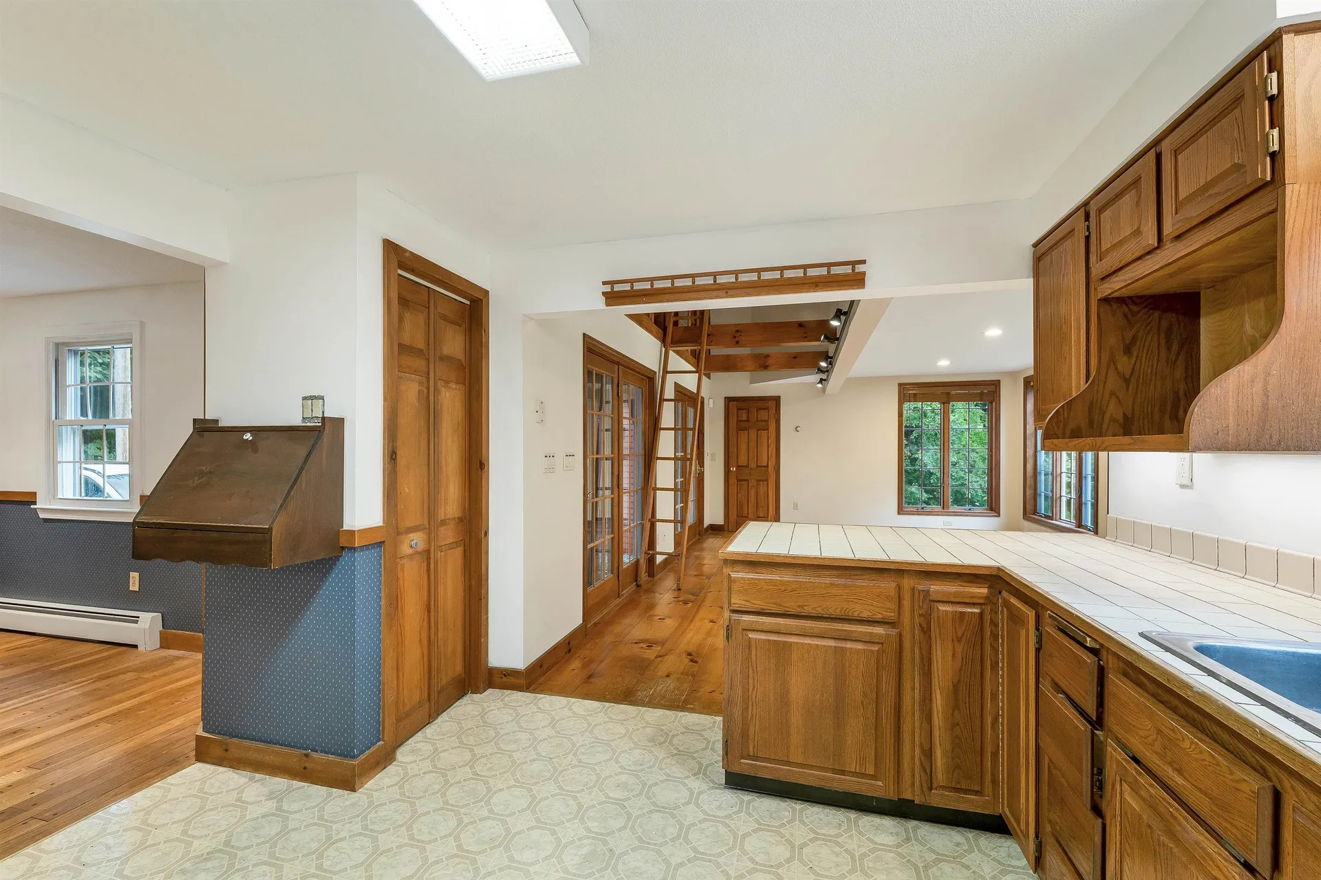 4 Highland Avenue Goffstown NH 03045