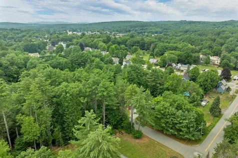 4 Highland Avenue Goffstown NH 03045
