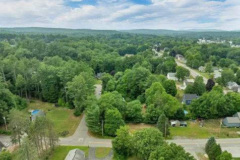 4 Highland Avenue Goffstown NH 03045