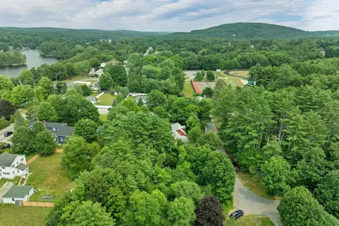 4 Highland Avenue Goffstown NH 03045