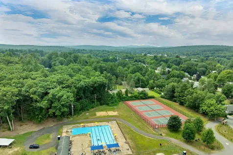 4 Highland Avenue Goffstown NH 03045