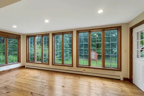 4 Highland Avenue Goffstown NH 03045
