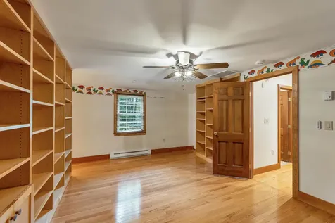 4 Highland Avenue Goffstown NH 03045