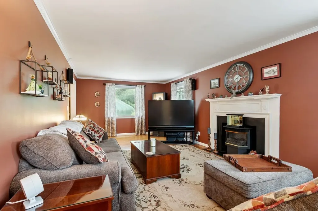 8 Kimball Avenue Plaistow NH 03865