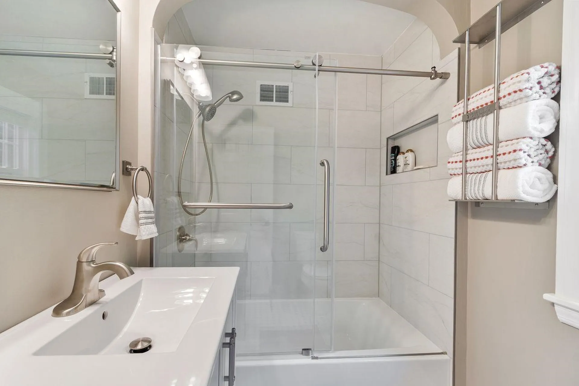 8 Kimball Avenue Plaistow NH 03865