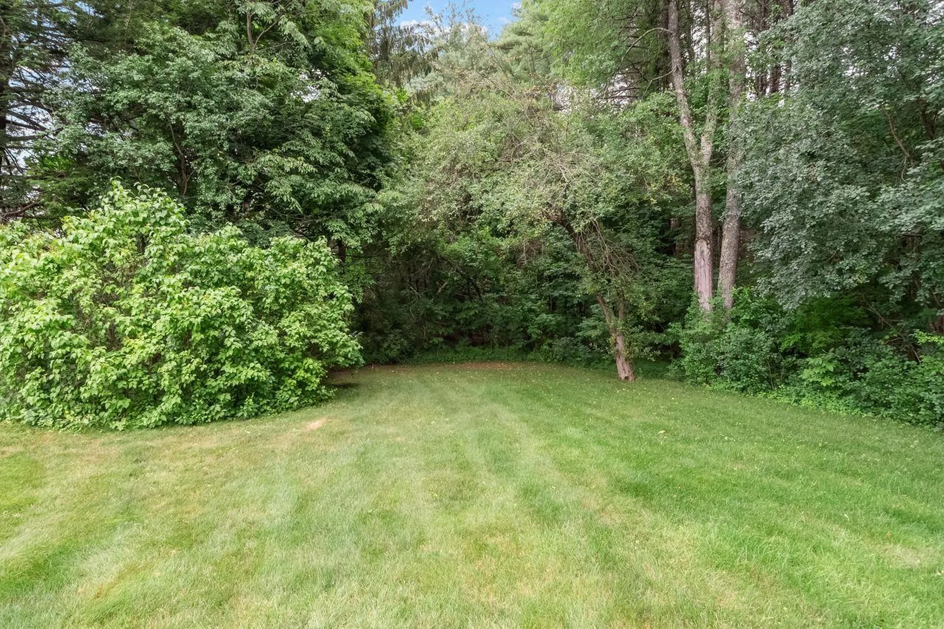 8 Kimball Avenue Plaistow NH 03865