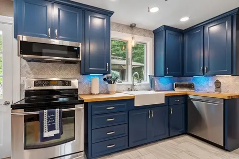 8 Kimball Avenue Plaistow NH 03865