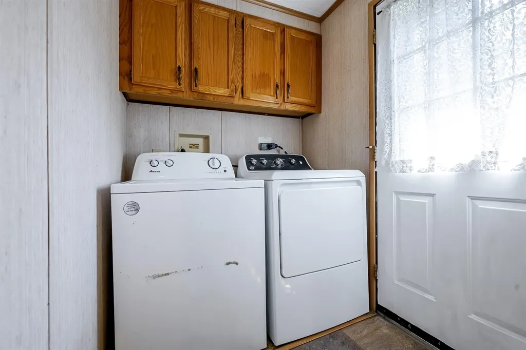 20 Riverside Drive Fremont NH 03044