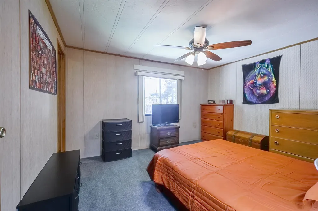 20 Riverside Drive Fremont NH 03044