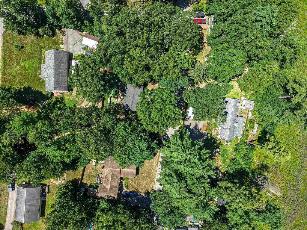20 Riverside Drive Fremont NH 03044