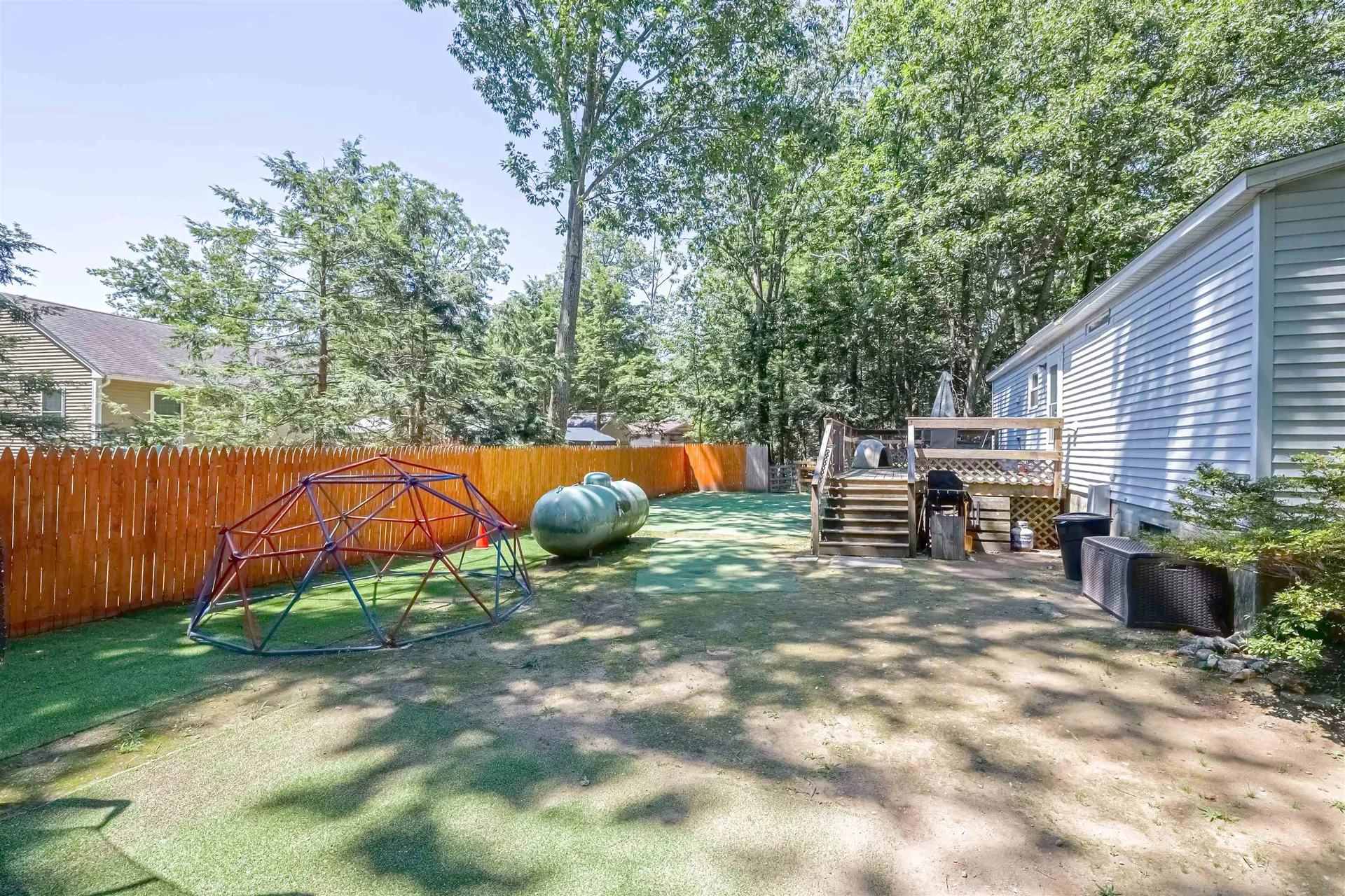 20 Riverside Drive Fremont NH 03044