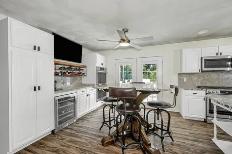 770 Mammoth Road Pelham NH 03076
