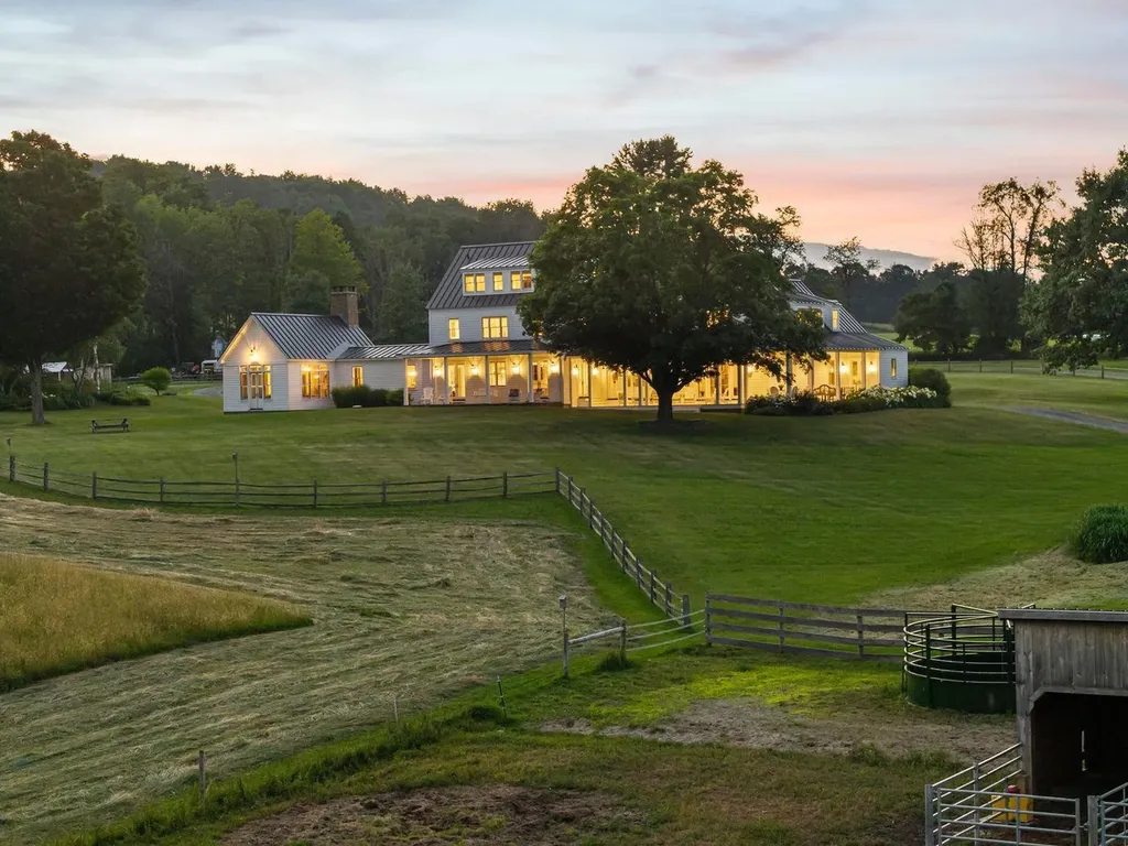 83 Town Farm Hill Road Hartland VT 05048