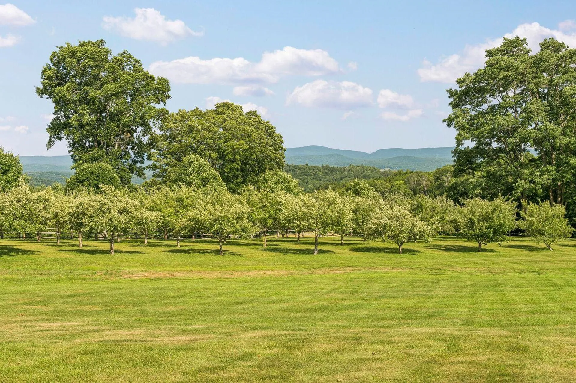 83 Town Farm Hill Road Hartland VT 05048