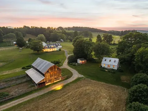 83 Town Farm Hill Road Hartland VT 05048