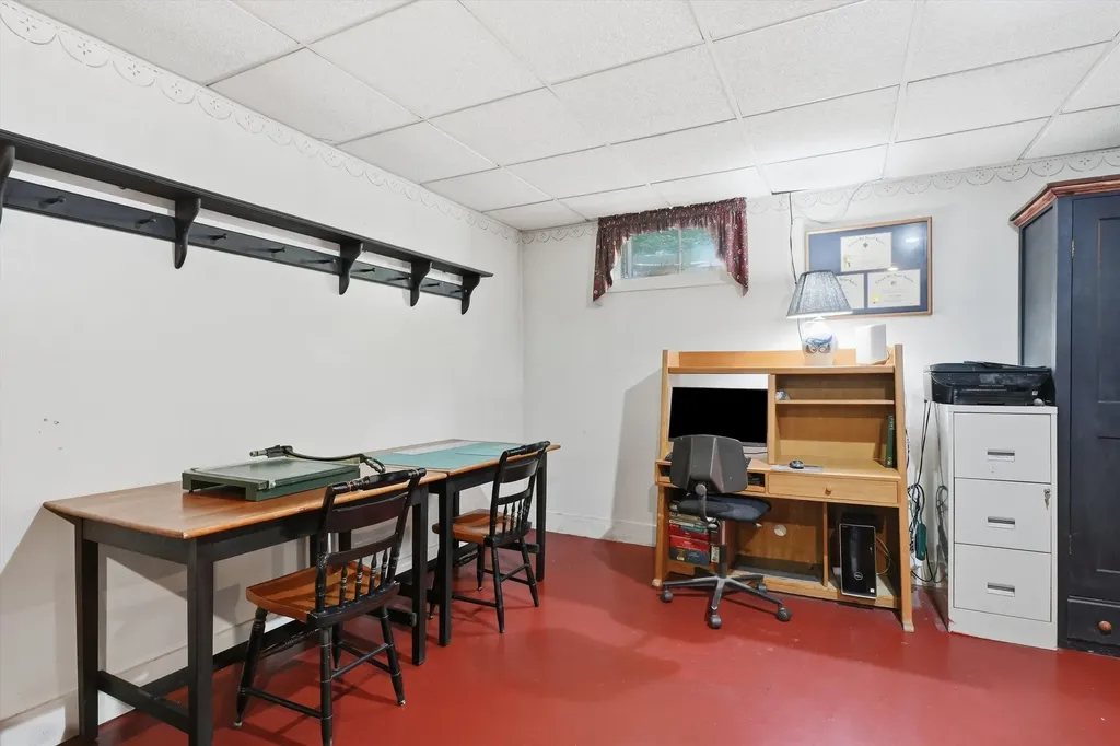 17 Woodhill Road Bow NH 03304