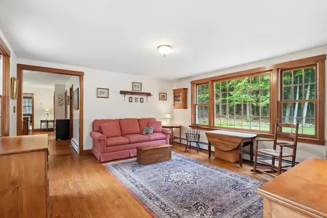 17 Woodhill Road Bow NH 03304