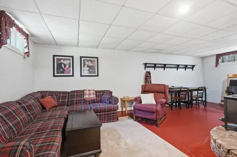 17 Woodhill Road Bow NH 03304