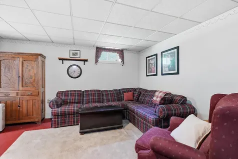 17 Woodhill Road Bow NH 03304
