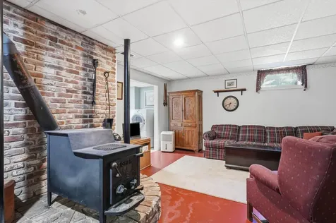 17 Woodhill Road Bow NH 03304