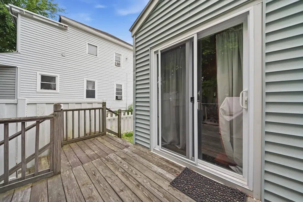 28 New Dunstable Road Nashua NH 03060