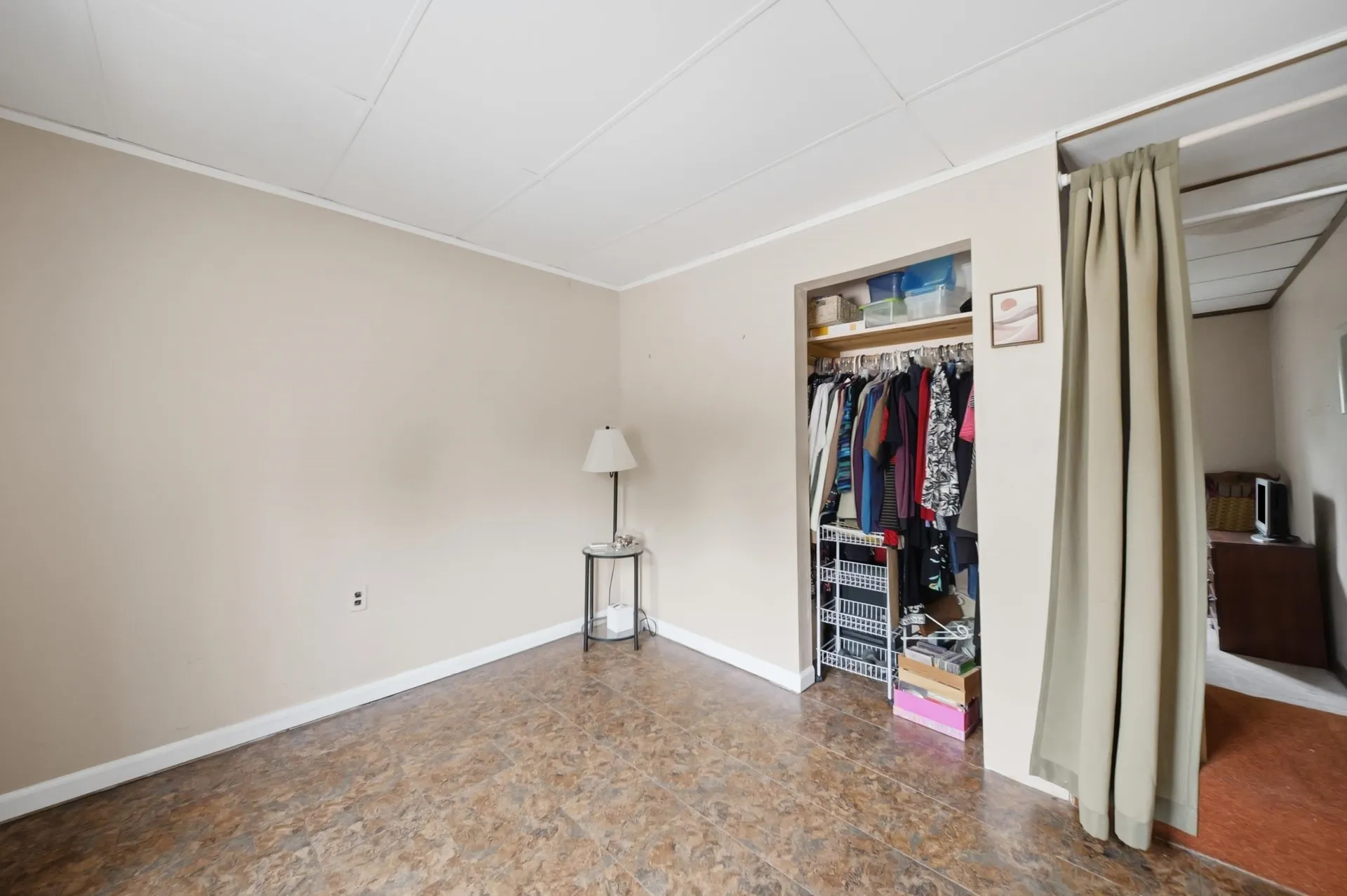 28 New Dunstable Road Nashua NH 03060