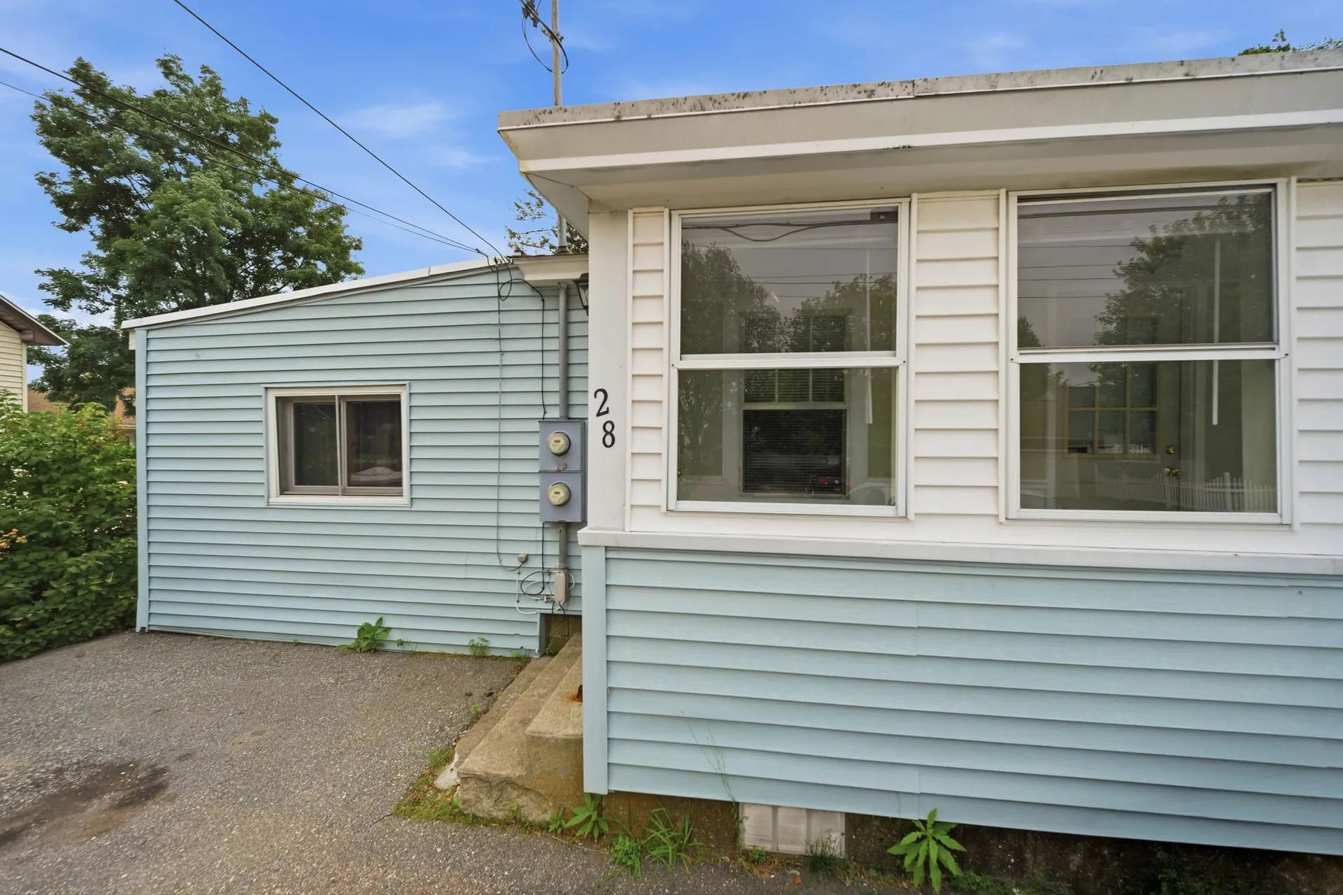 28 New Dunstable Road Nashua NH 03060
