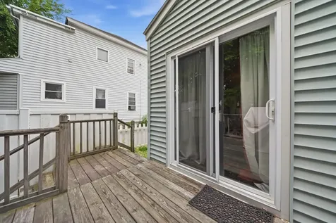 28 New Dunstable Road Nashua NH 03060