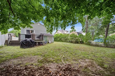 28 New Dunstable Road Nashua NH 03060