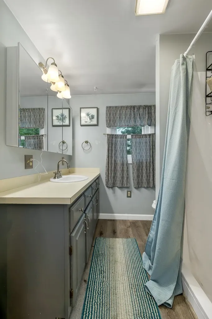 3 Maplewood Avenue Dover NH 03820
