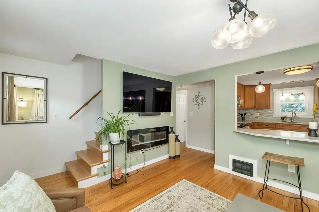 3 Maplewood Avenue Dover NH 03820
