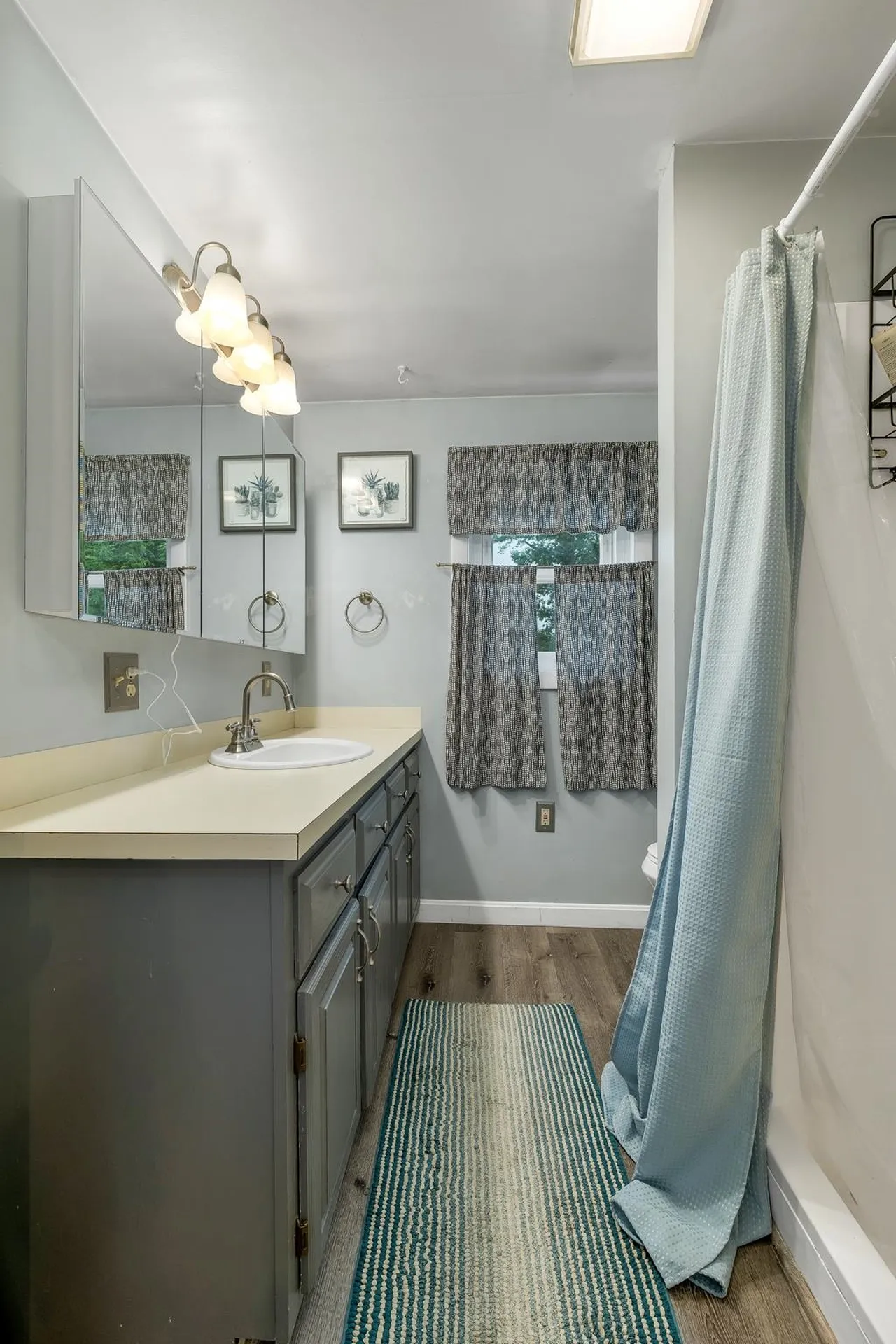 3 Maplewood Avenue Dover NH 03820
