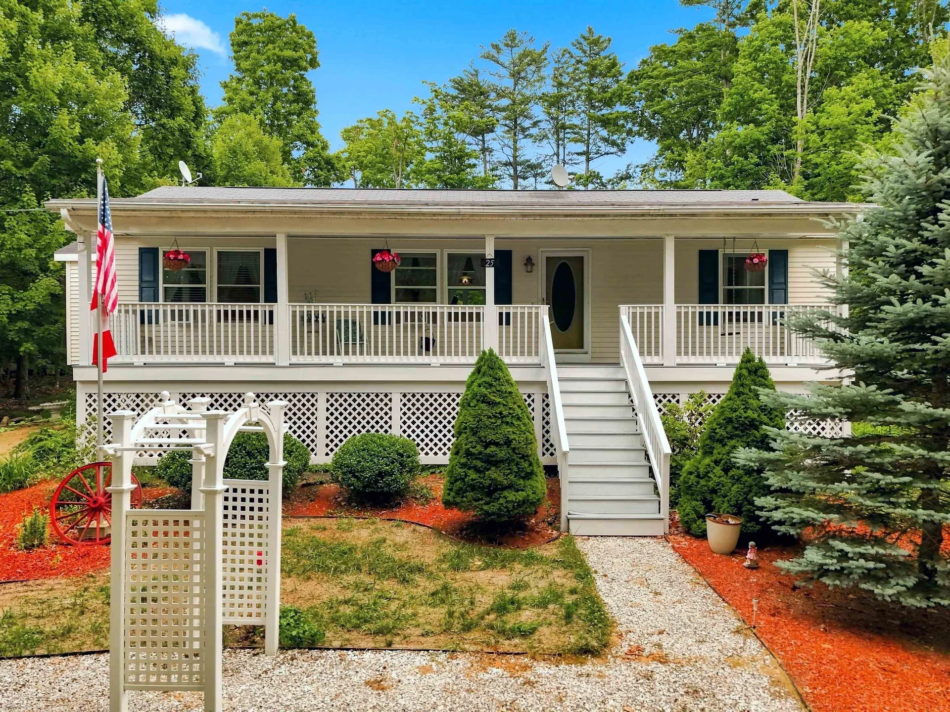 25 Dow Lane Barnstead NH 03225