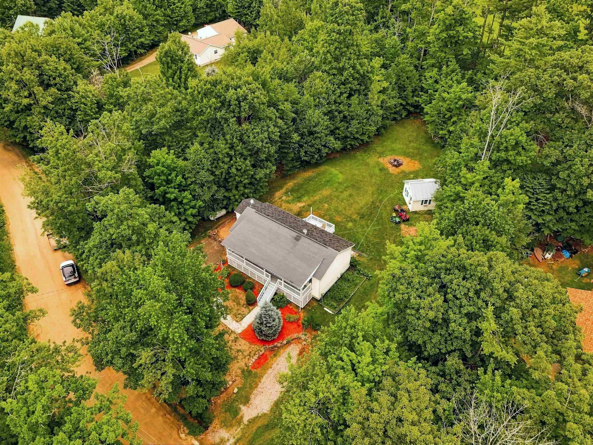 25 Dow Lane Barnstead NH 03225