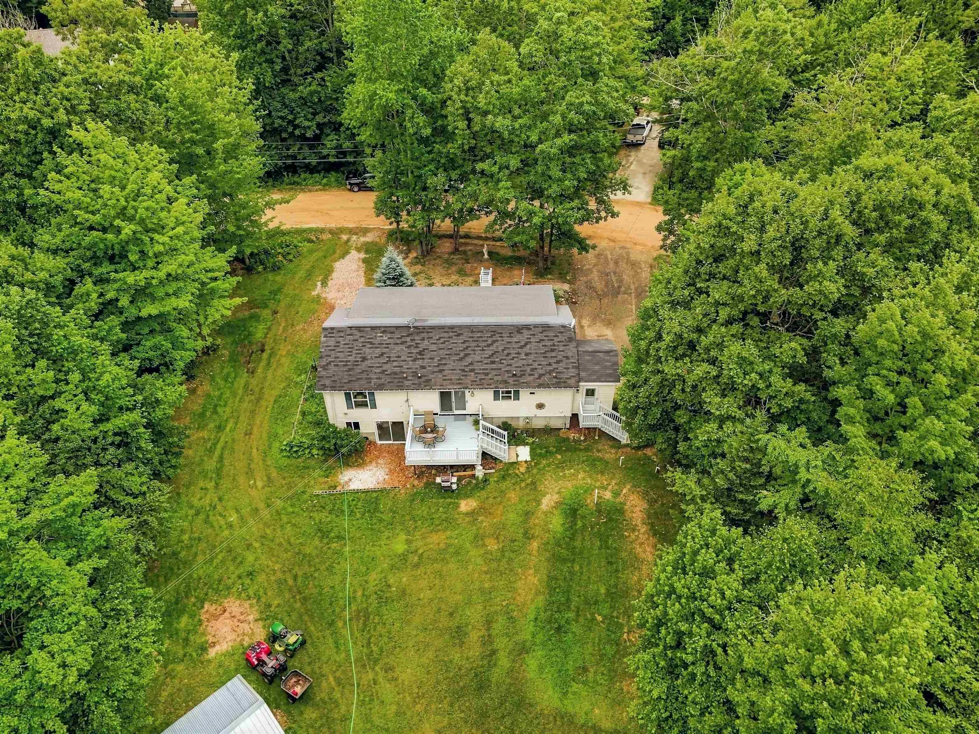 25 Dow Lane Barnstead NH 03225