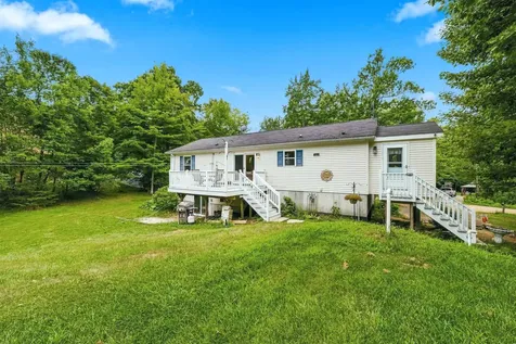 25 Dow Lane Barnstead NH 03225