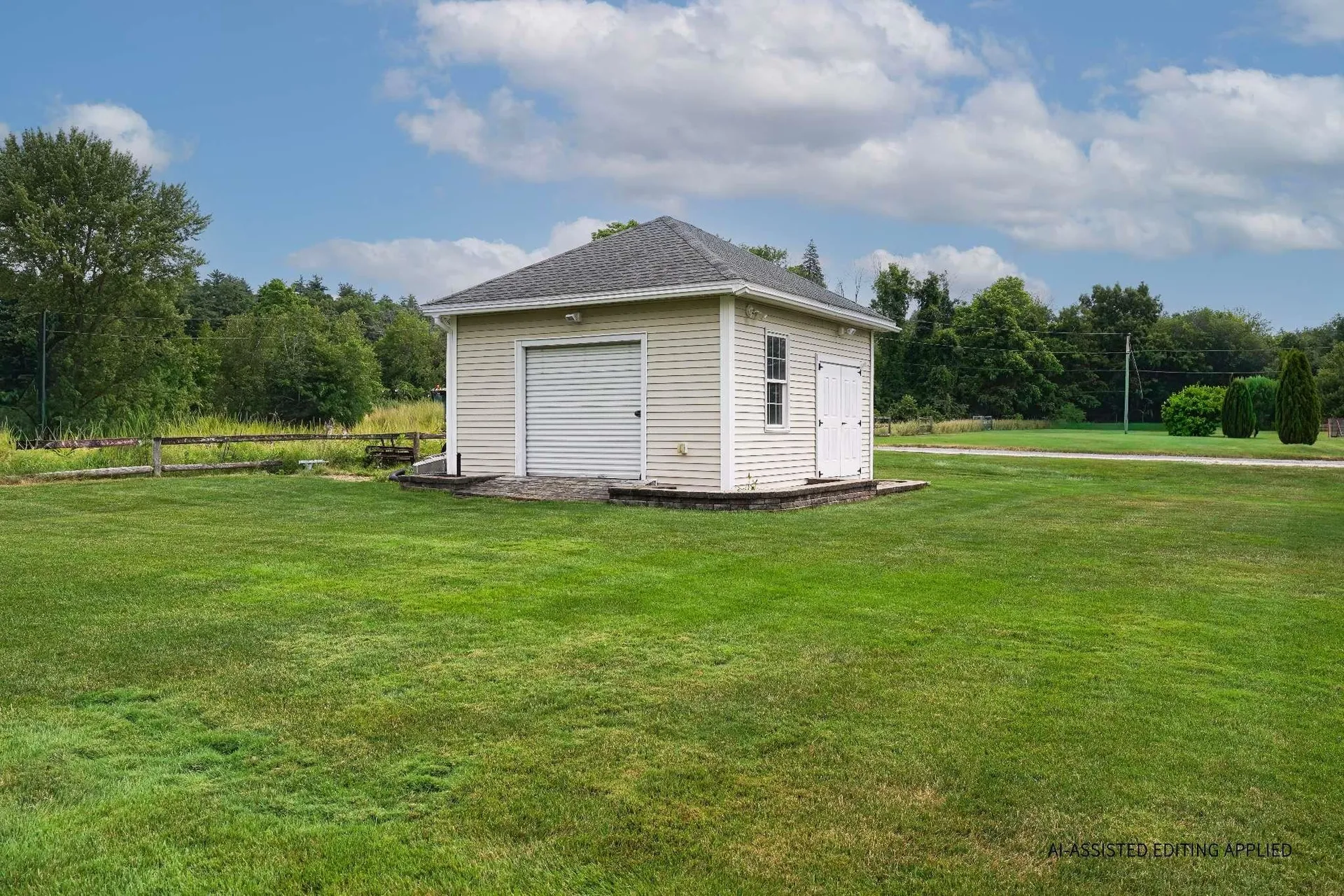 9 Shoreline Drive Hudson NH 03051