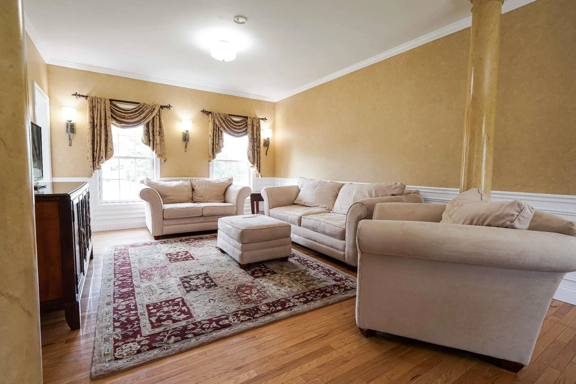9 Shoreline Drive Hudson NH 03051
