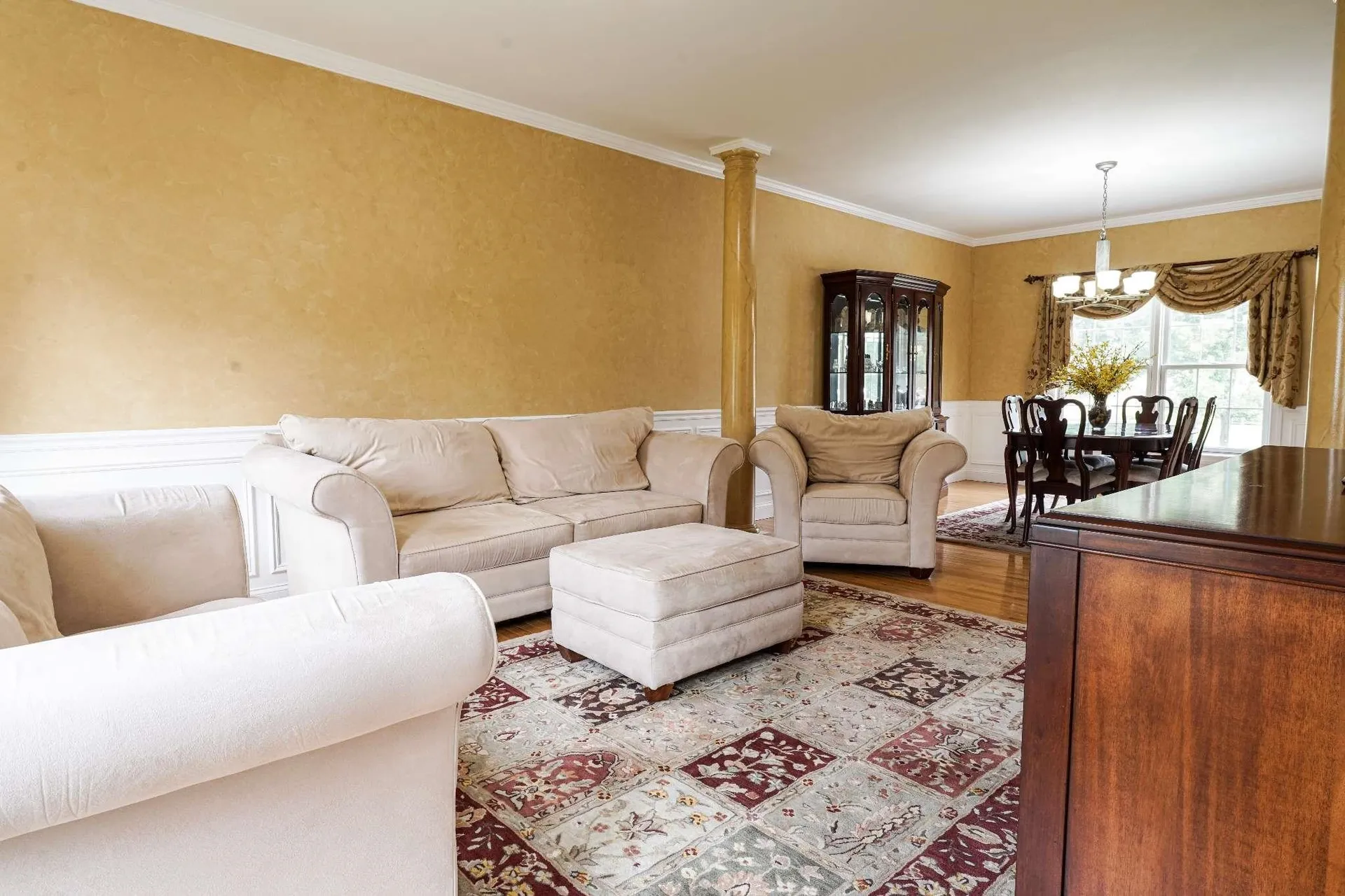 9 Shoreline Drive Hudson NH 03051