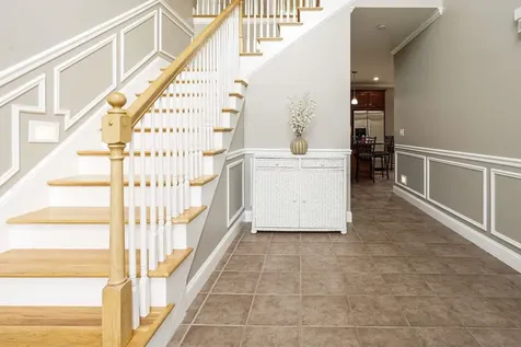 9 Shoreline Drive Hudson NH 03051