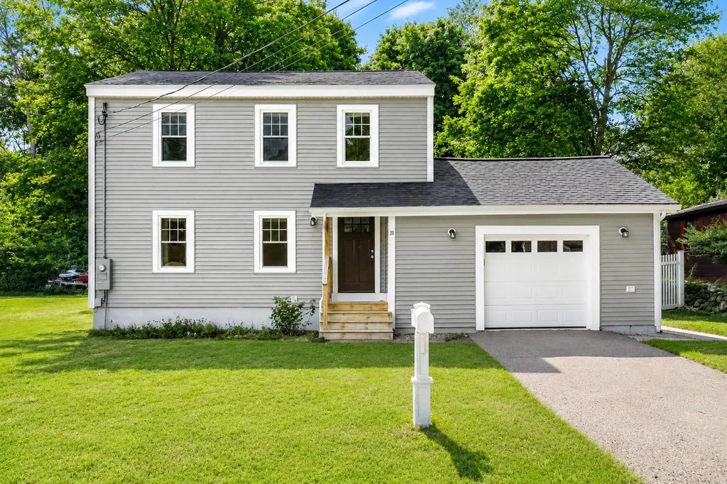 20 Dodge Street Rochester NH 03867